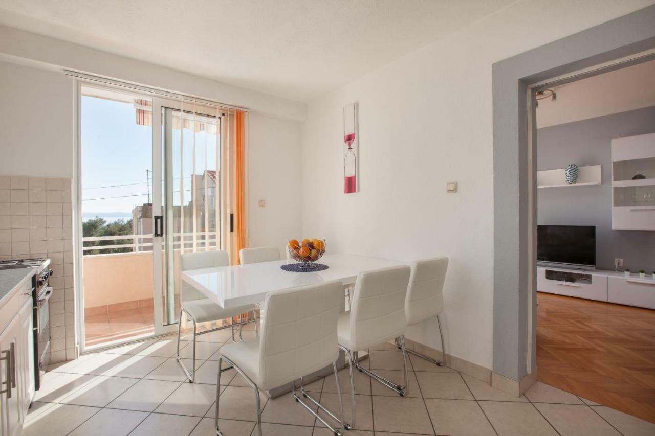 Apartment mit Balkon - 1. Etage