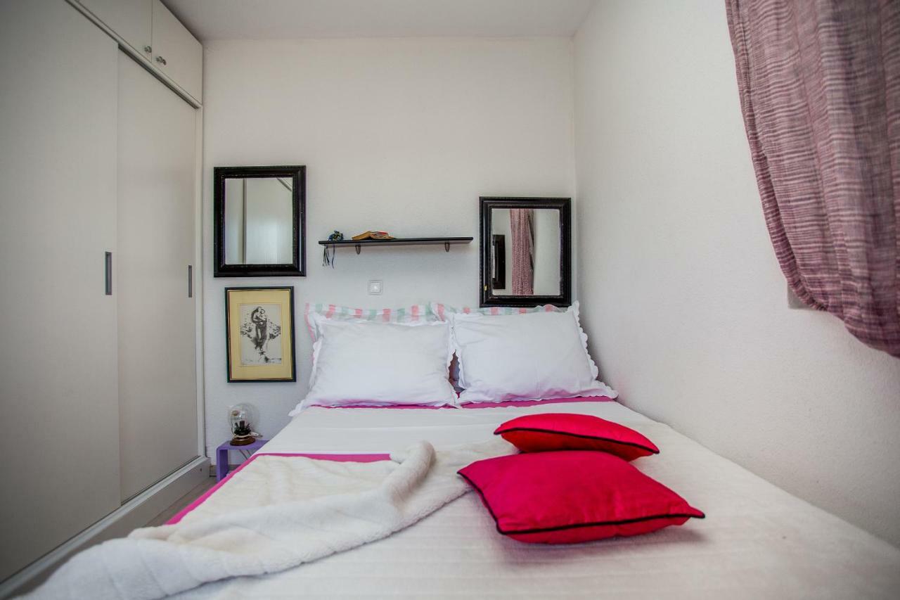 Luxury One-Bedroom Apartment