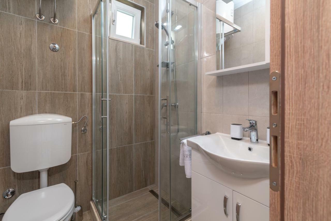 Apartment - Ground Floor,860023022:JPEG