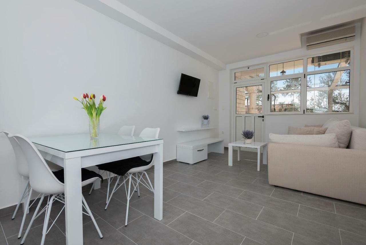 Apartment Ground Floor