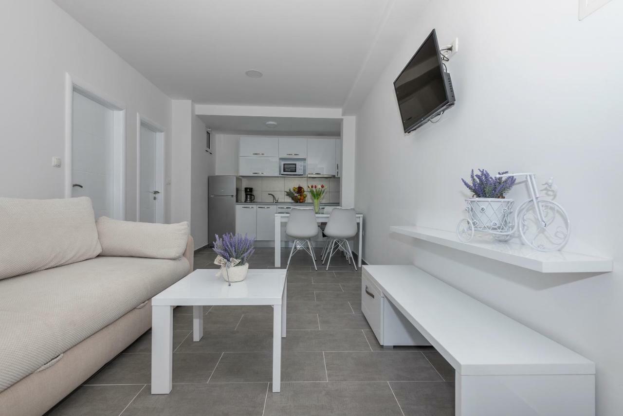 Apartment Ground Floor