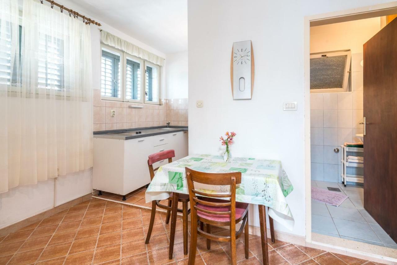 Apartment with Sea View,866414870:JPEG