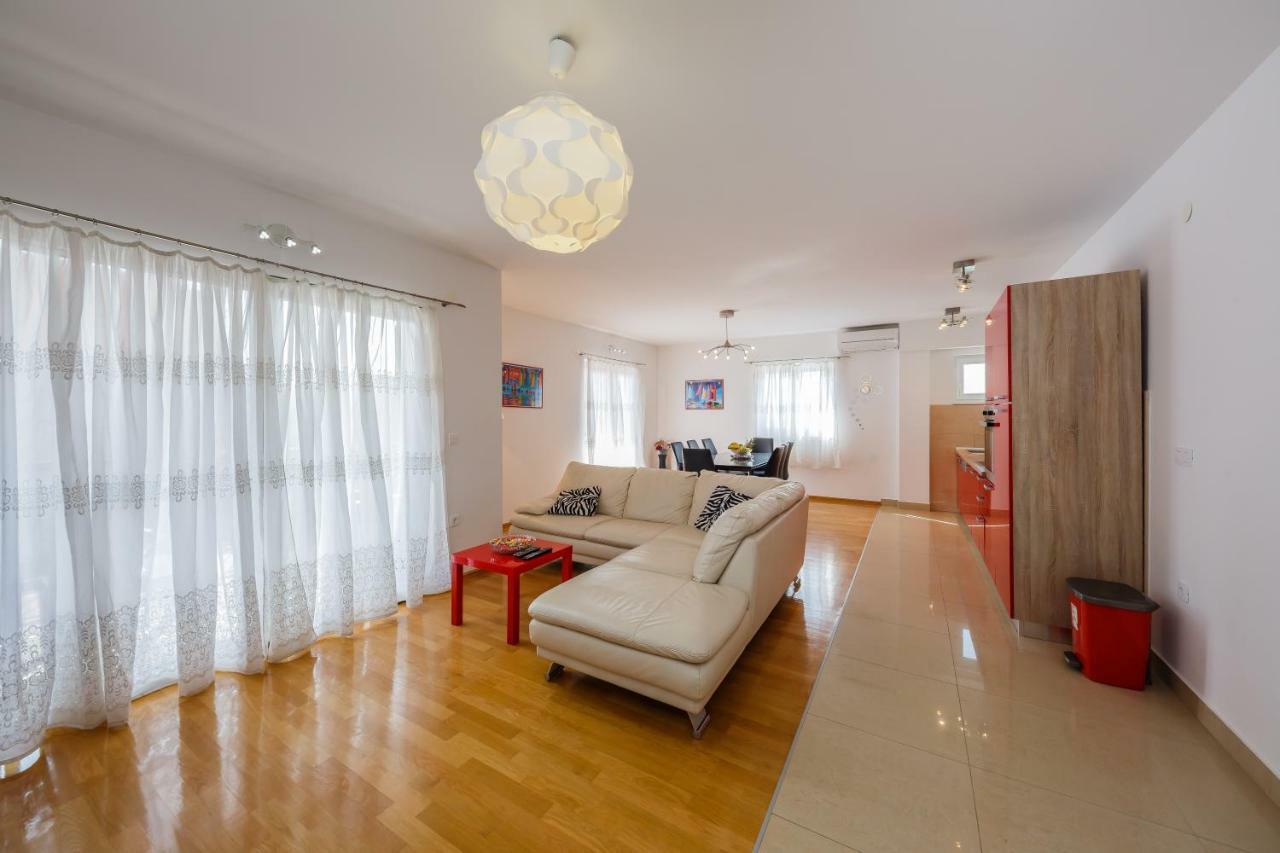 Apartment with Sea View,895311625:JPEG