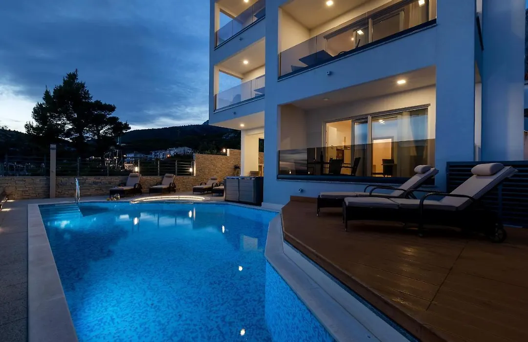 Apartments Villa Medo-1