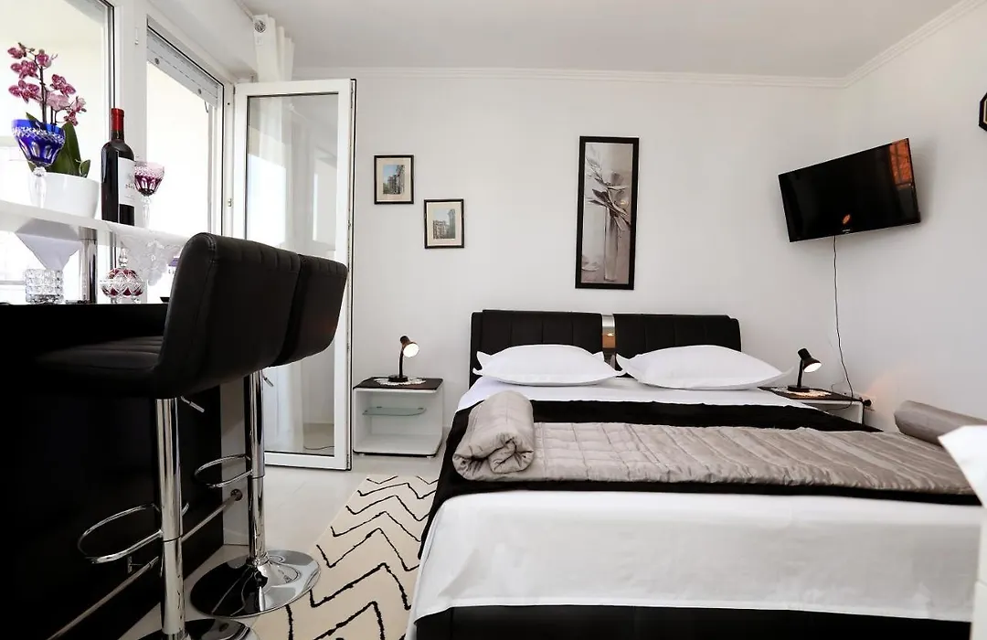 Apartments Itd-1