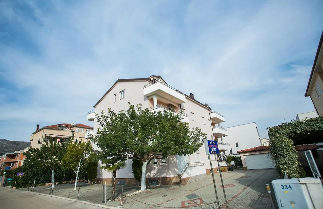 Apartments Bili-1