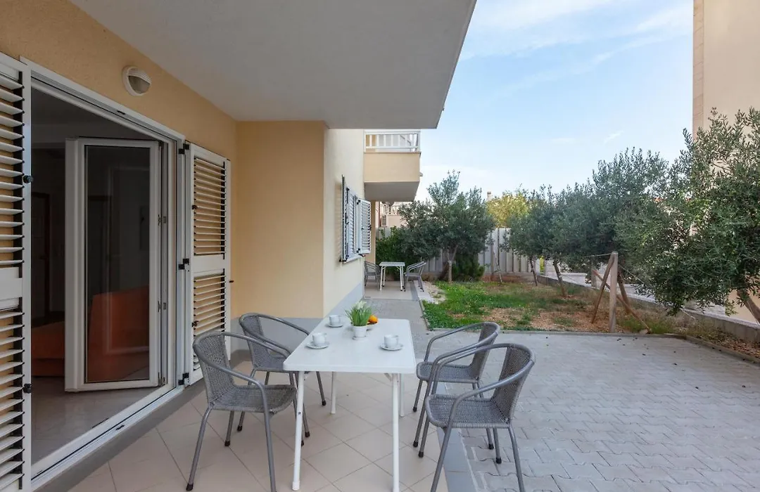 Villa Emilija-1