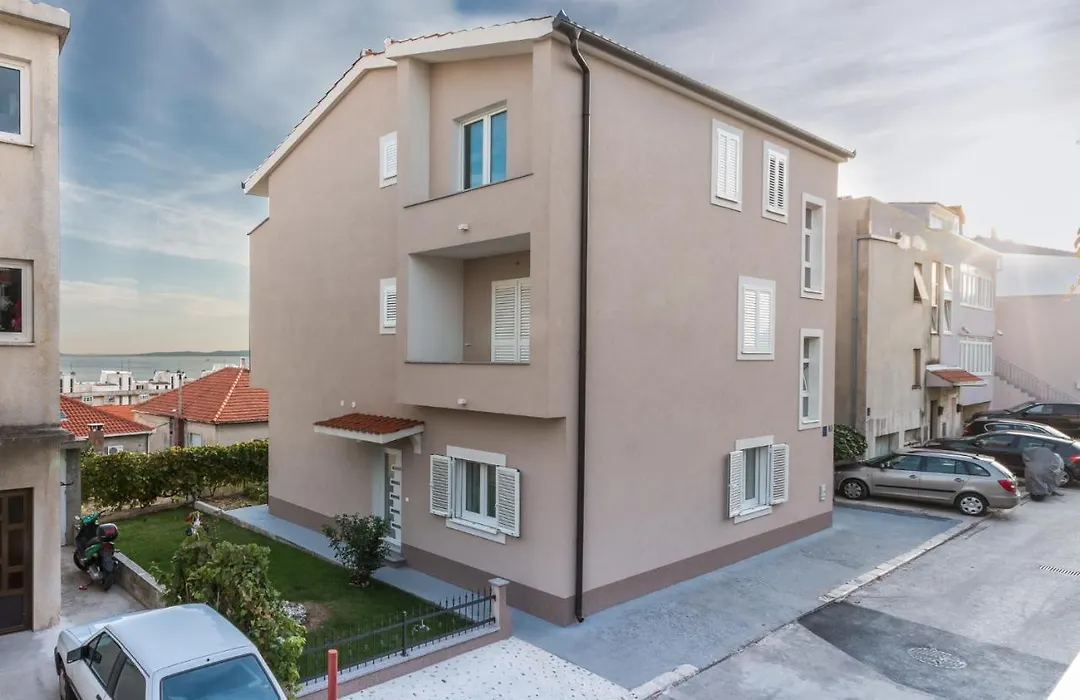 Apartments Lusani-1