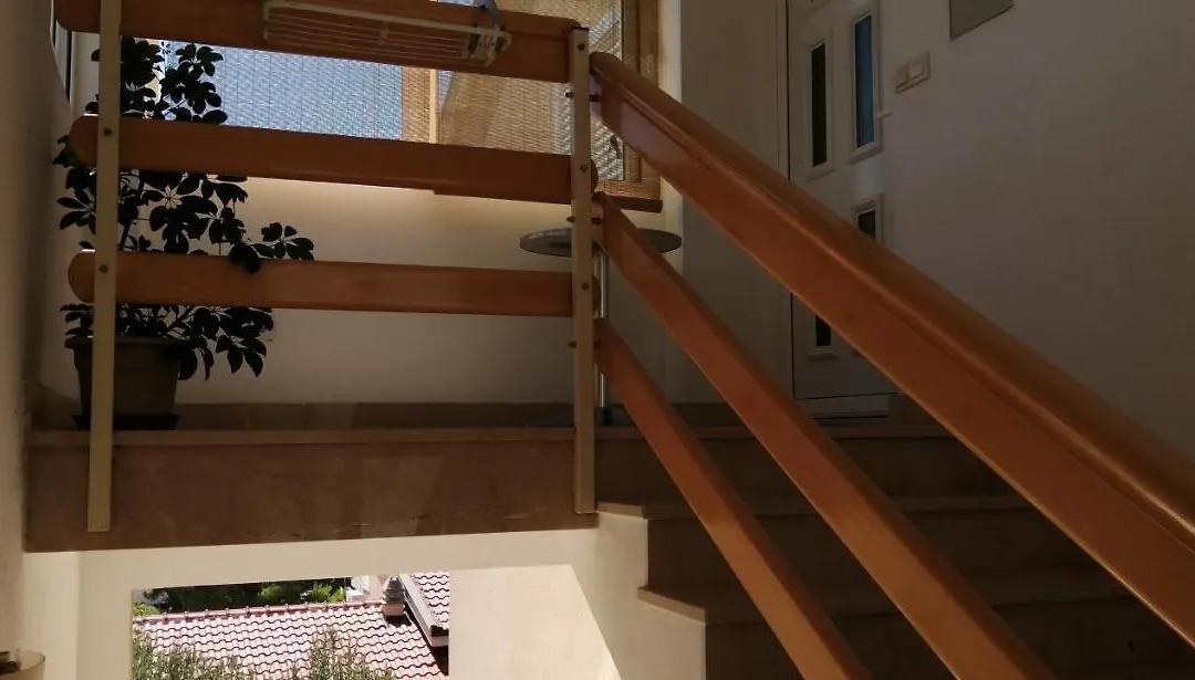 Ara Apartmani-1