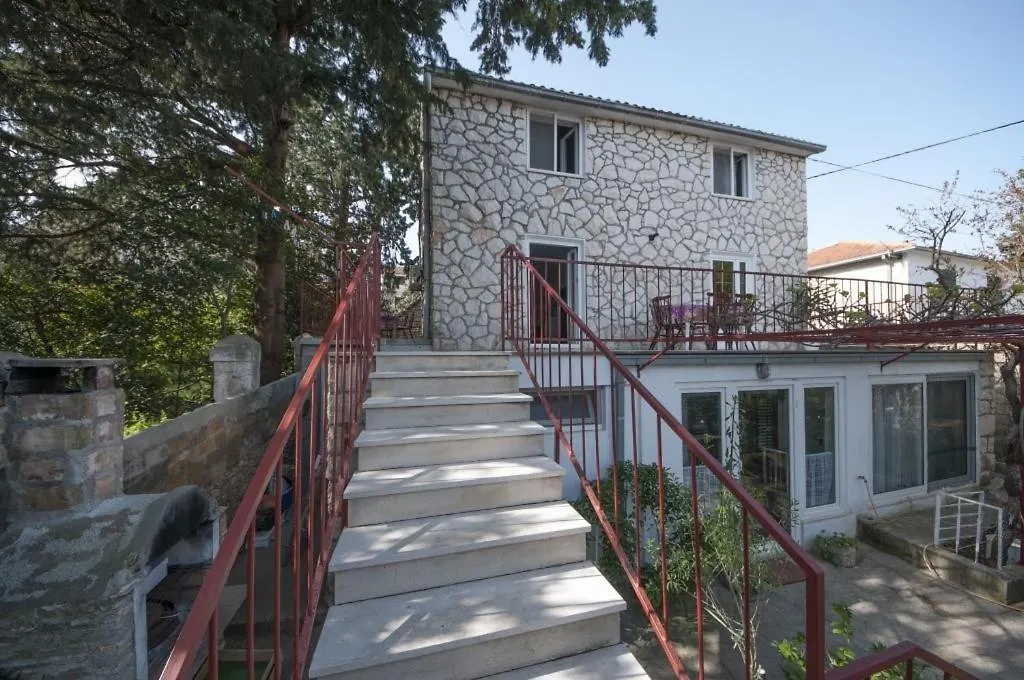 Apartment Villa Dd-1