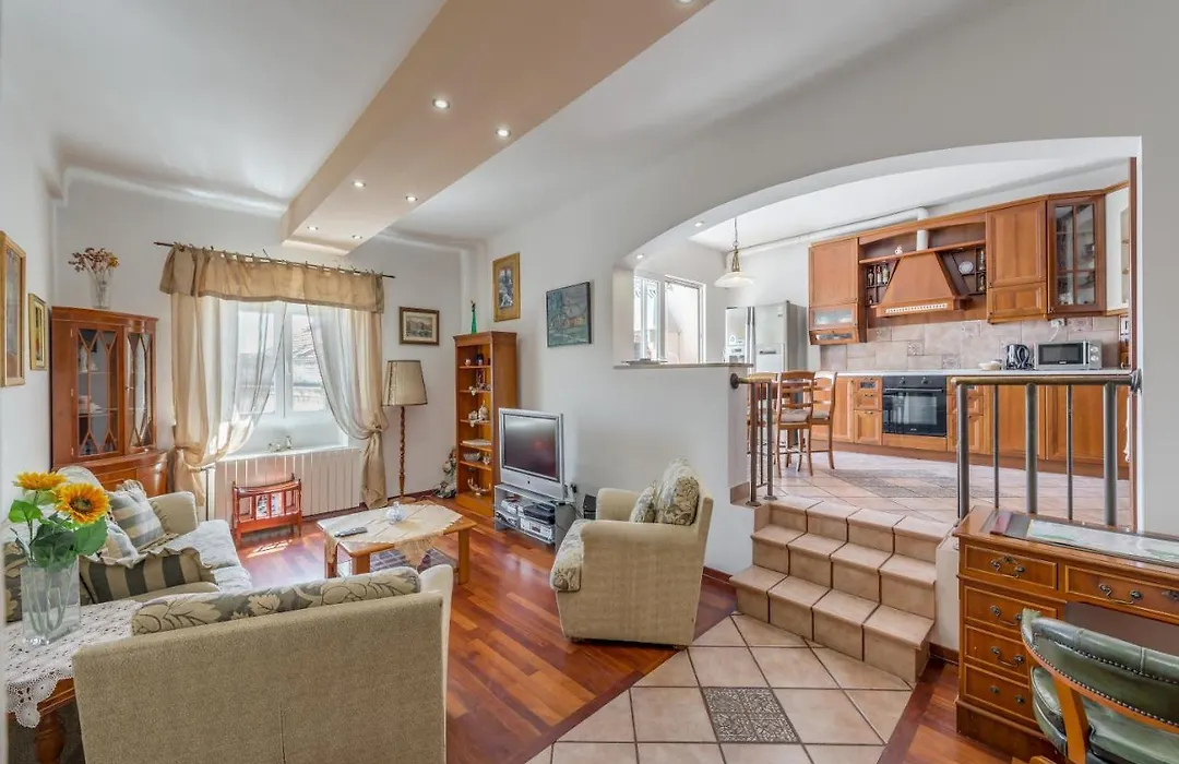 Marmont Suite-1