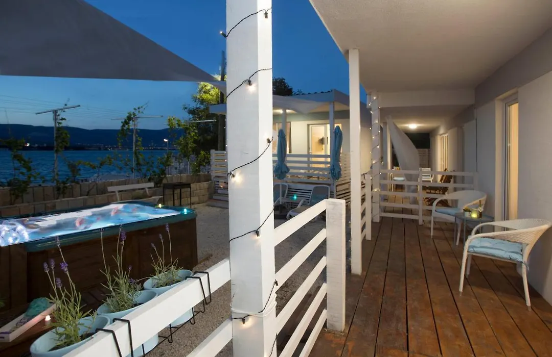 Beachfront Mobile Homes Village-1