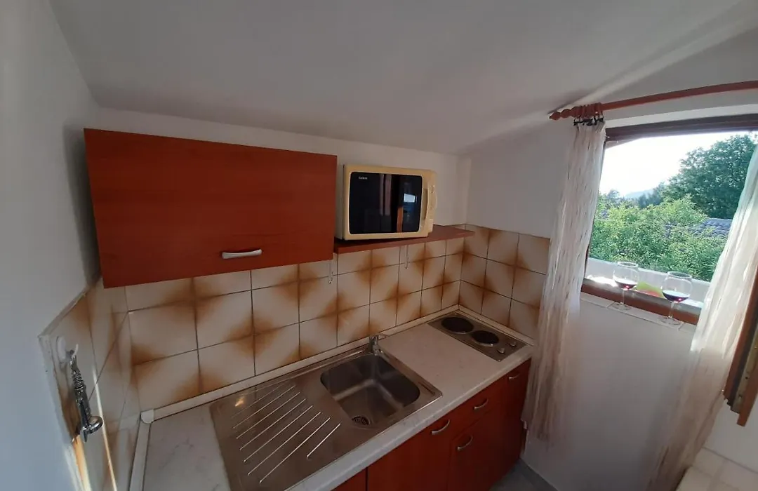 Apartmani Toni - Kucica-1