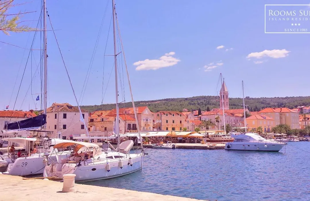 ꕥ Apartments Residence Sunce Supetar, Family Choice - Cozy Base To Stay And Explore Island Brac Free Parking-1