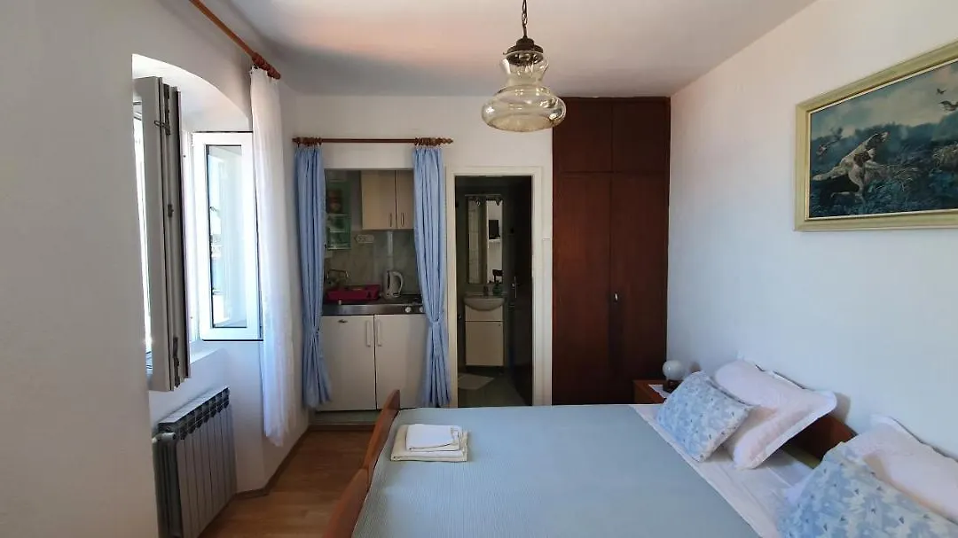 Apartments Juric - 1 A Studio Apartment With A View-1
