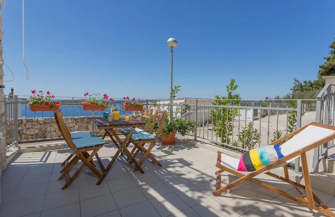 Apartmani Ad Hvar-1