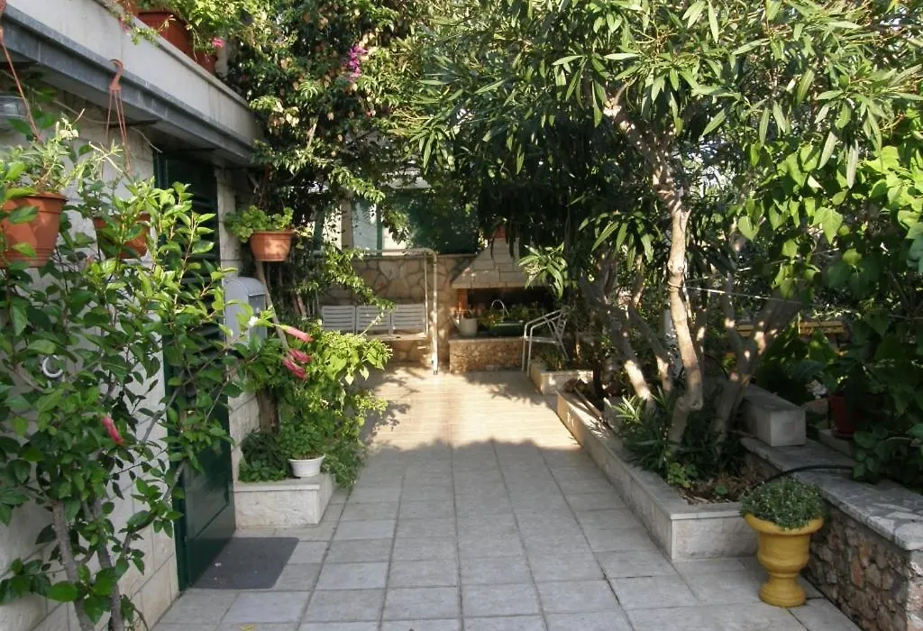 Room In Bol With Terrace, Air Conditioning, Wifi, Washing Machine 3416-6-1