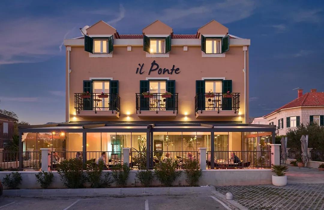 Luxury Rooms Il Ponte Trogir-1