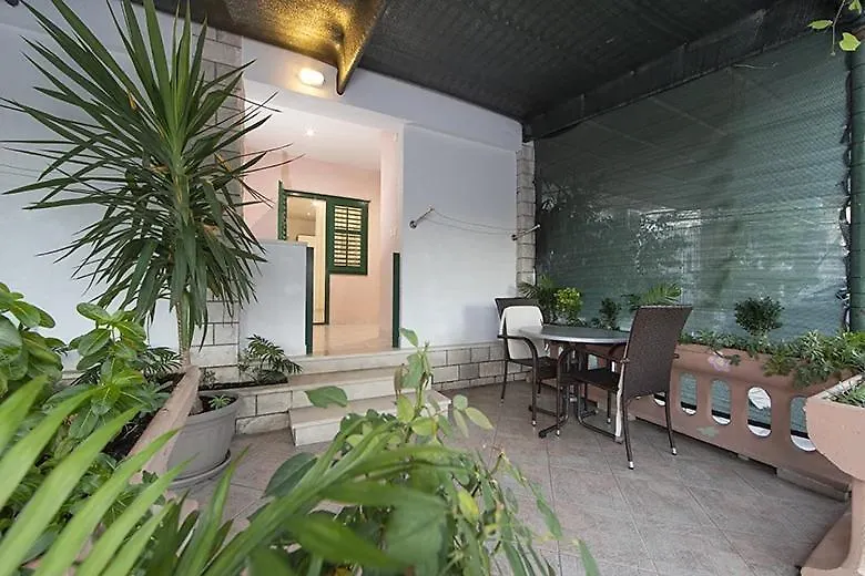 Vila Milenka Apartmani Drago-1