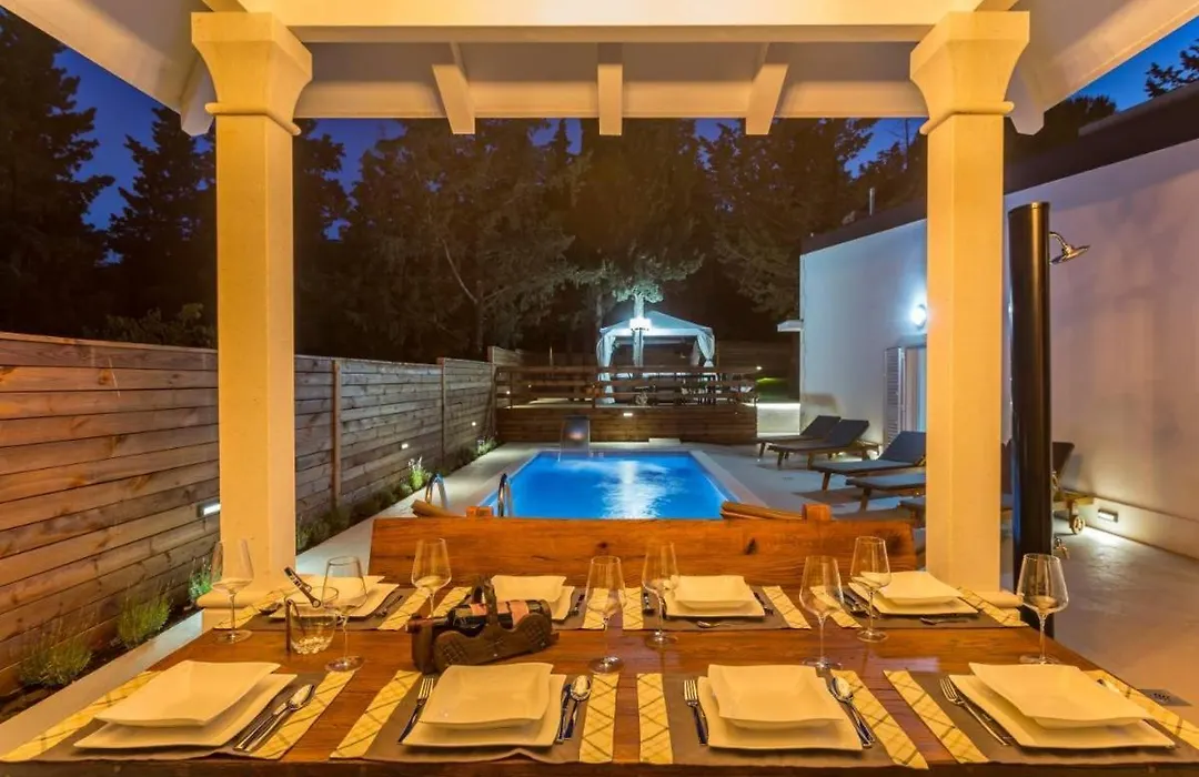 Villa Bila Vila Split - Where Life Meets Luxury & Nature-1