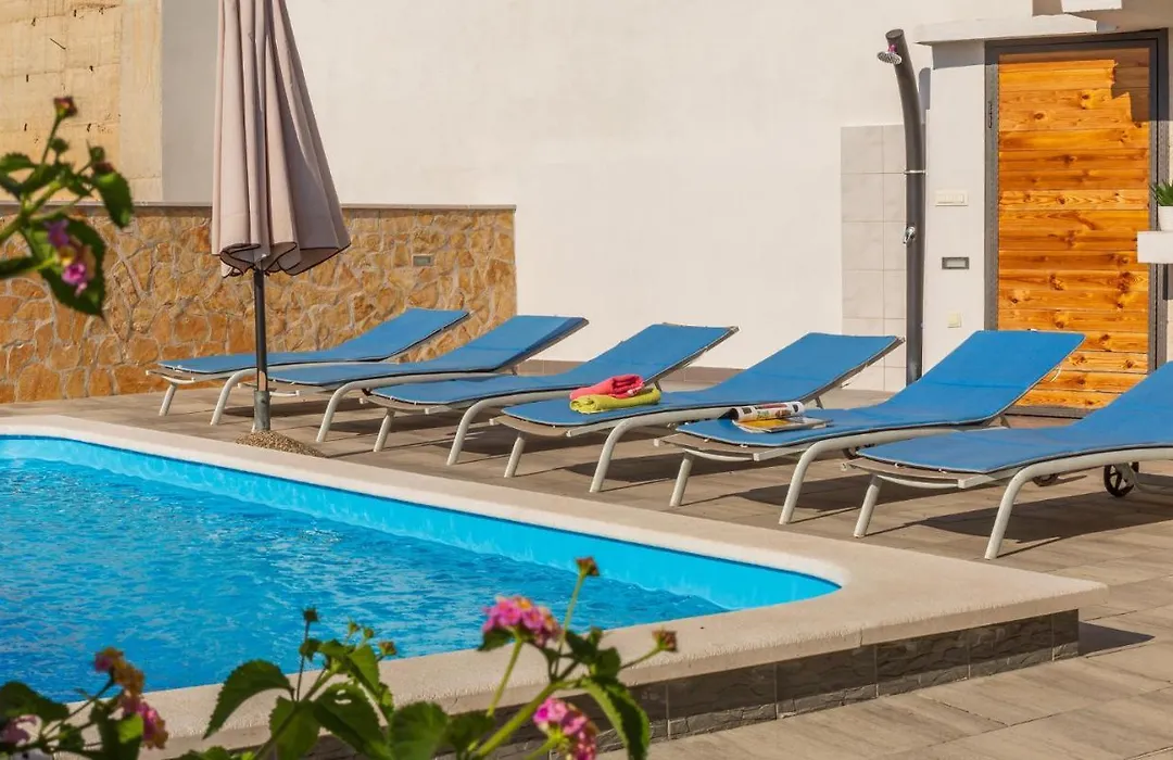 Awesome Home In Makarska-1