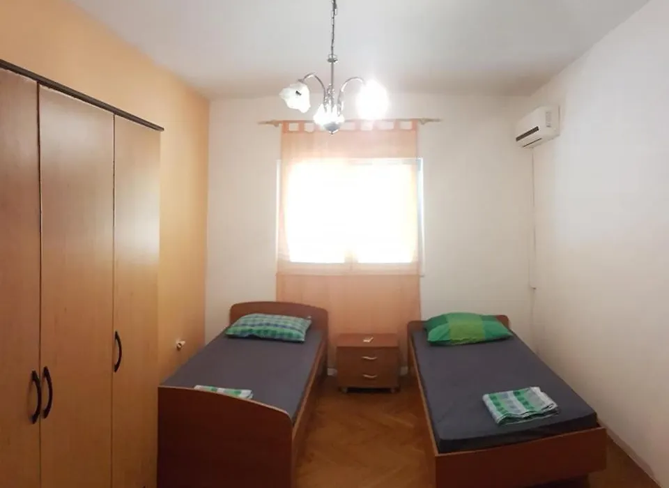 Eros Rooms-1