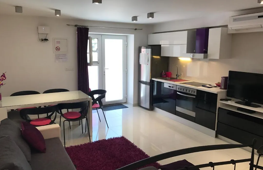 Studio Apartman-1