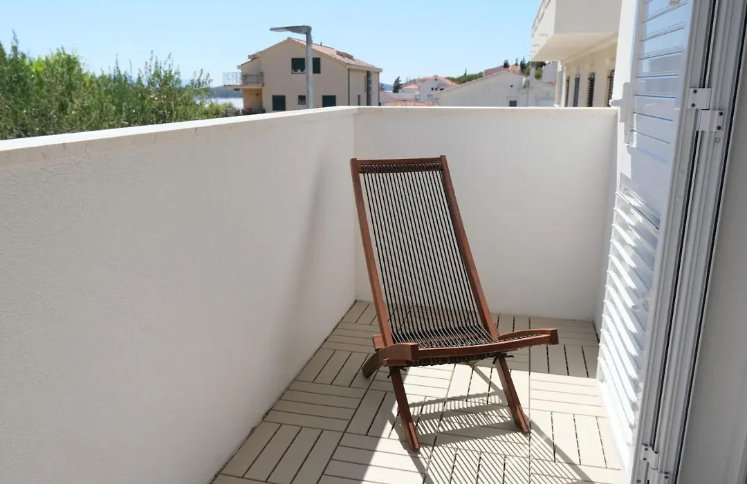 Feelathome Hvar Apartments-1