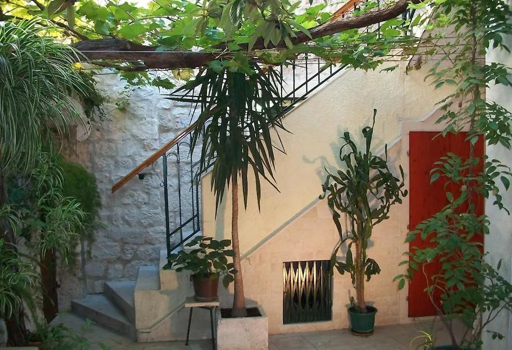 Apartments And Rooms By The Sea Trogir - 16844-1