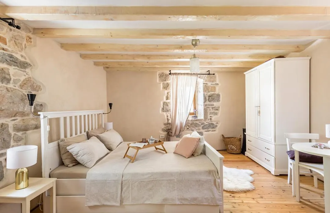 Holiday Home Vintage-1