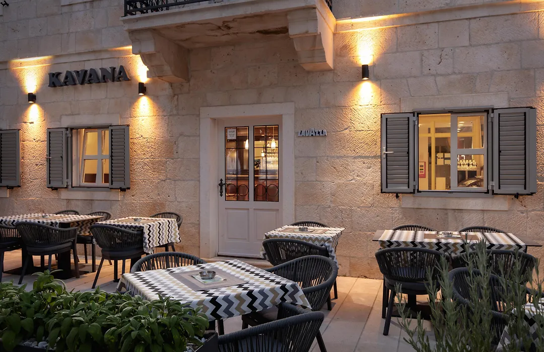 Hotel Croatia-1