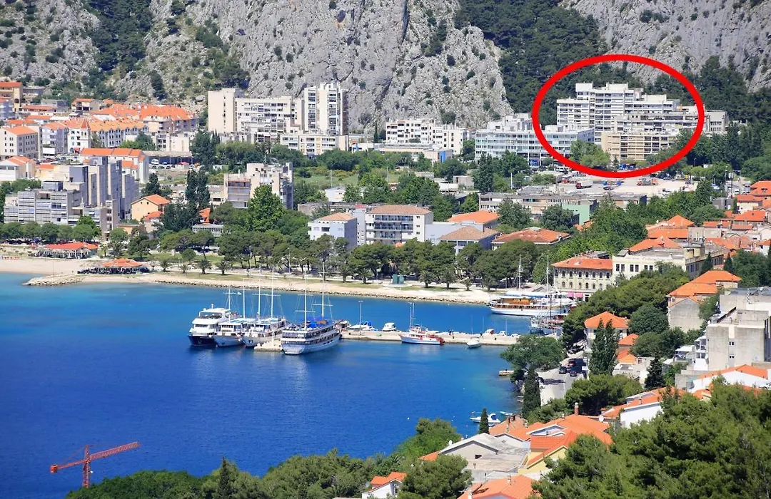 Apartments With Wifi Omis - 14894-1