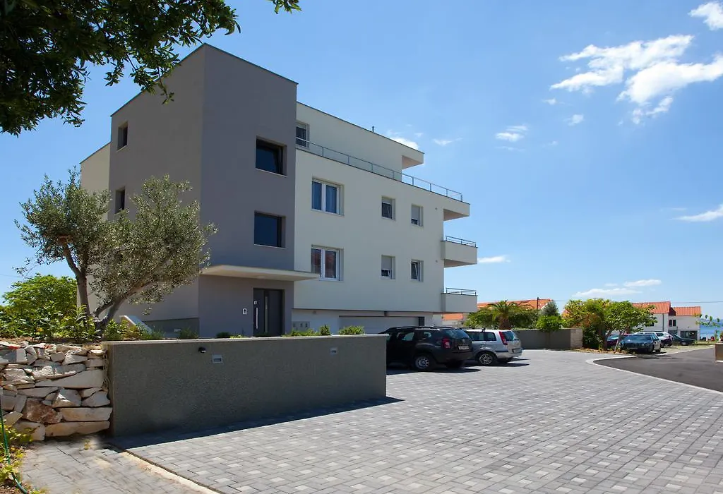 Apartments Diamond-1