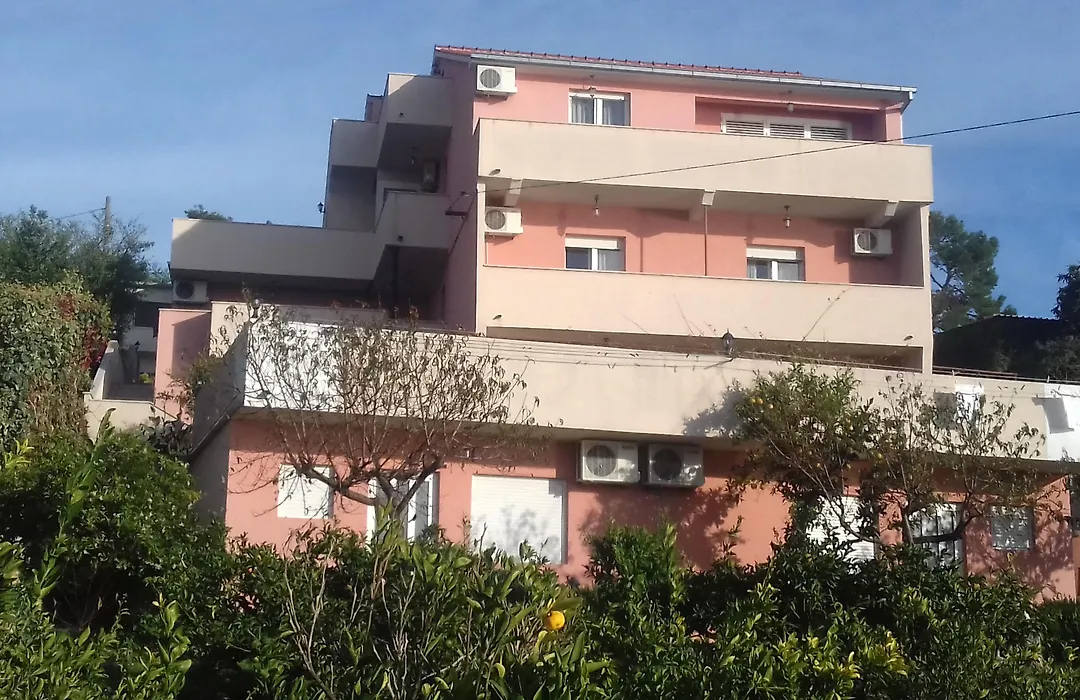 Villa Luketa-1