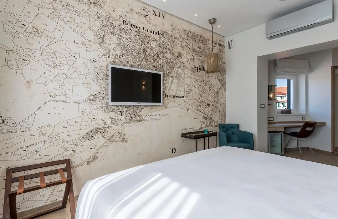 Seaview Luxury Retreat-1