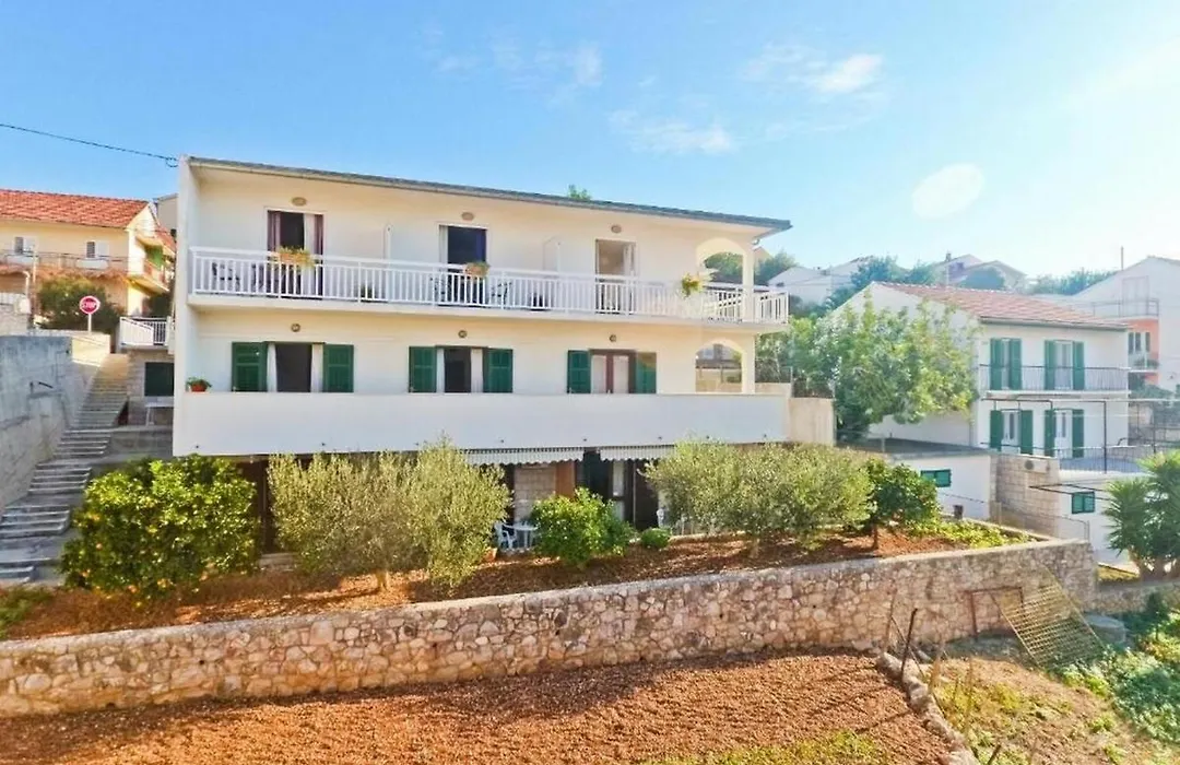 Apartments With A Parking Space Hvar - 18283-1