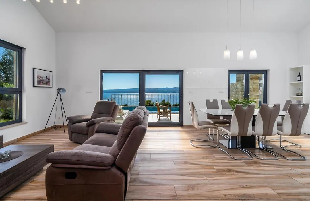 Villa Oslo - Luxury Place With Sea Views & Heated Pool, 300M Far From Sandy Beach-1