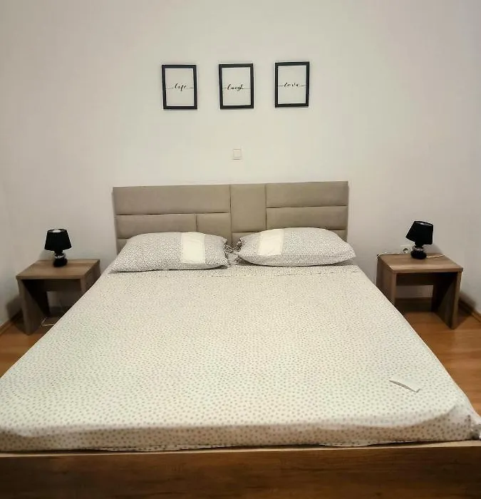 Cozy Apartman Tonka-City View-1