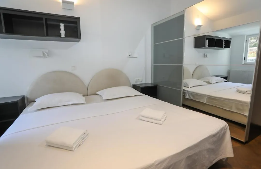 Stella Maris - Penthouse, Hvar-1