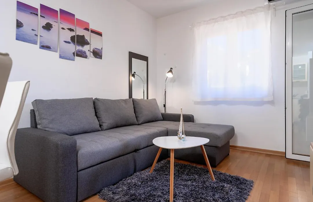 Villa Dalmatia Apartments-1