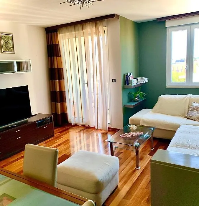 Rooms Dajana-1