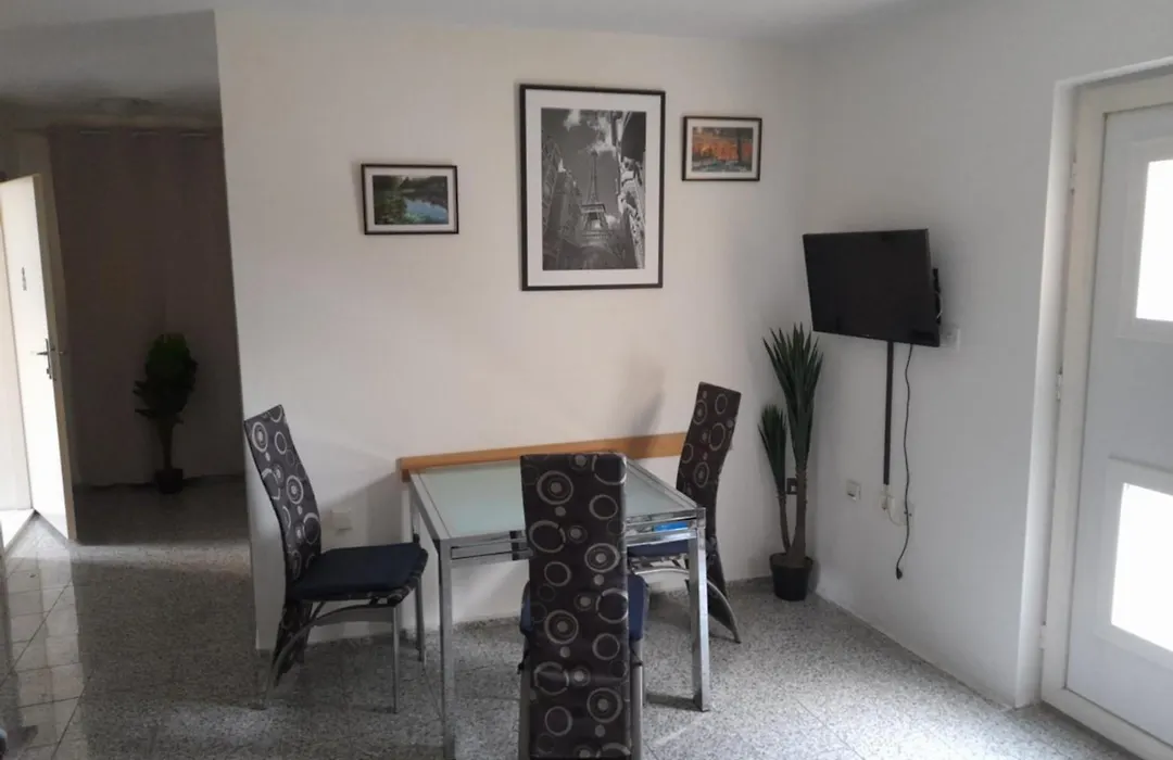 Apartmani Dotur-1