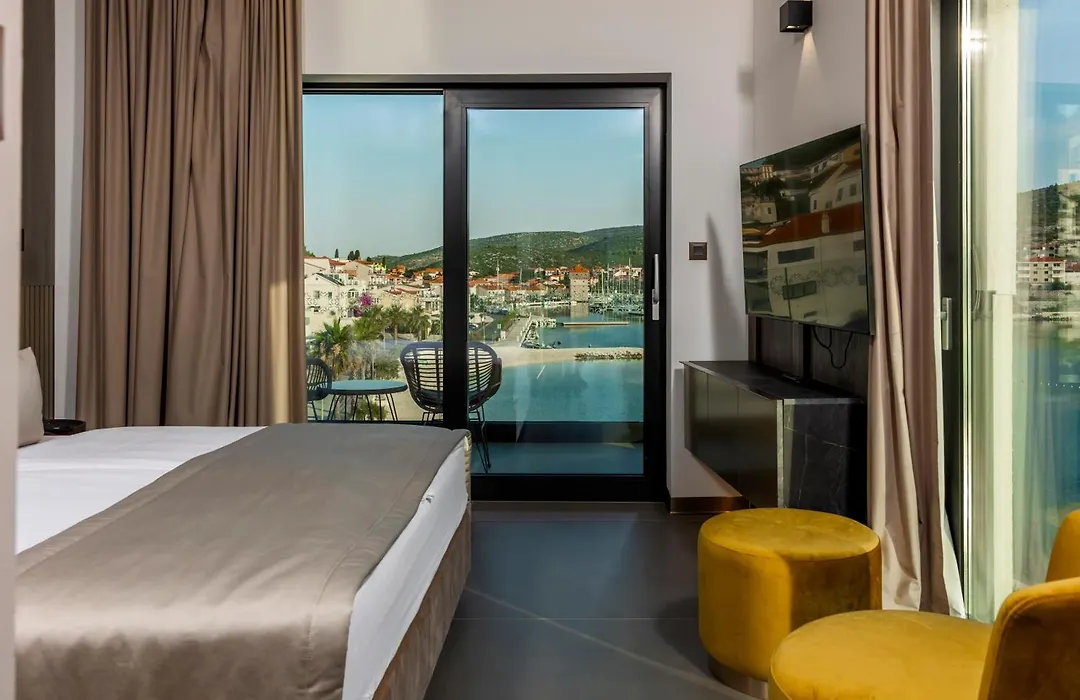 Marinus Beach Hotel-1
