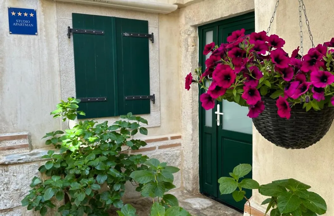Diocletian Wine Studio Apartment-1