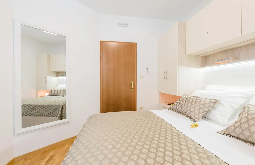 Apartman Grgur-1