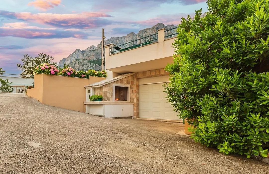 Villa Anima in Makarska, private pool-1