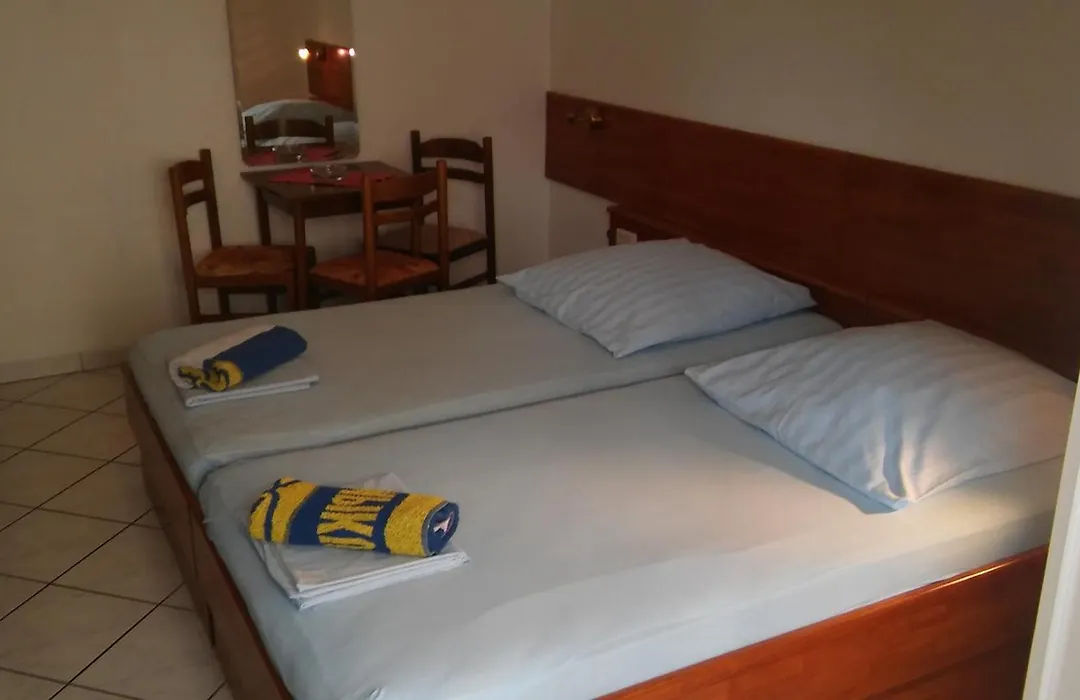 Apartments And Rooms By The Sea Stanici, Omis - 14782-1
