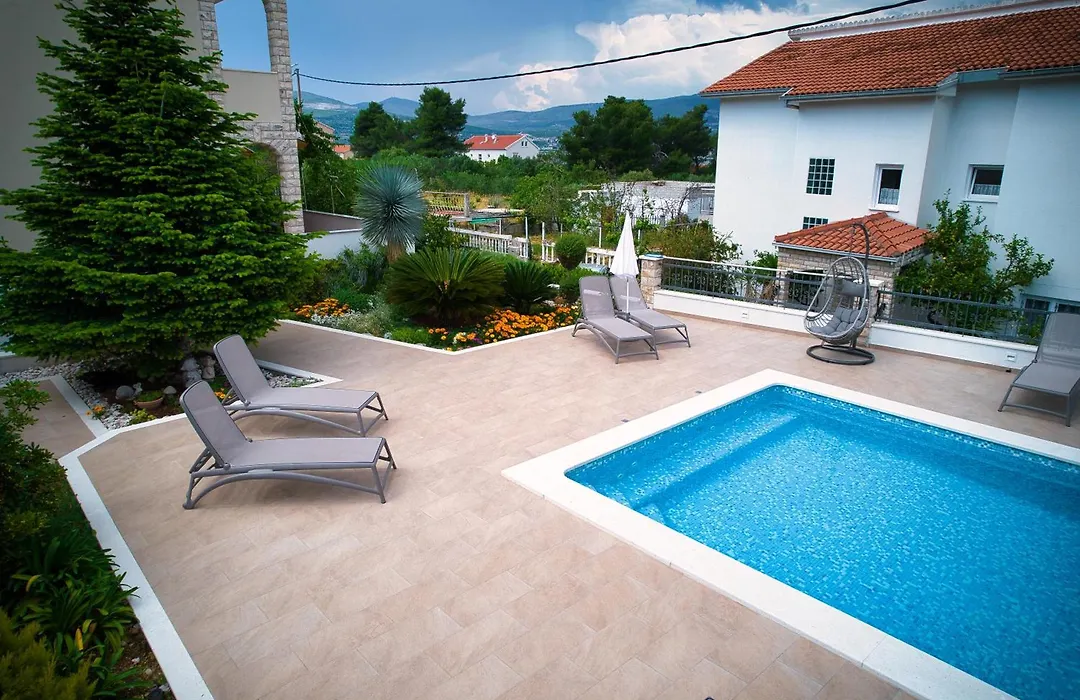 Apartments Brico - Heated Pool-1
