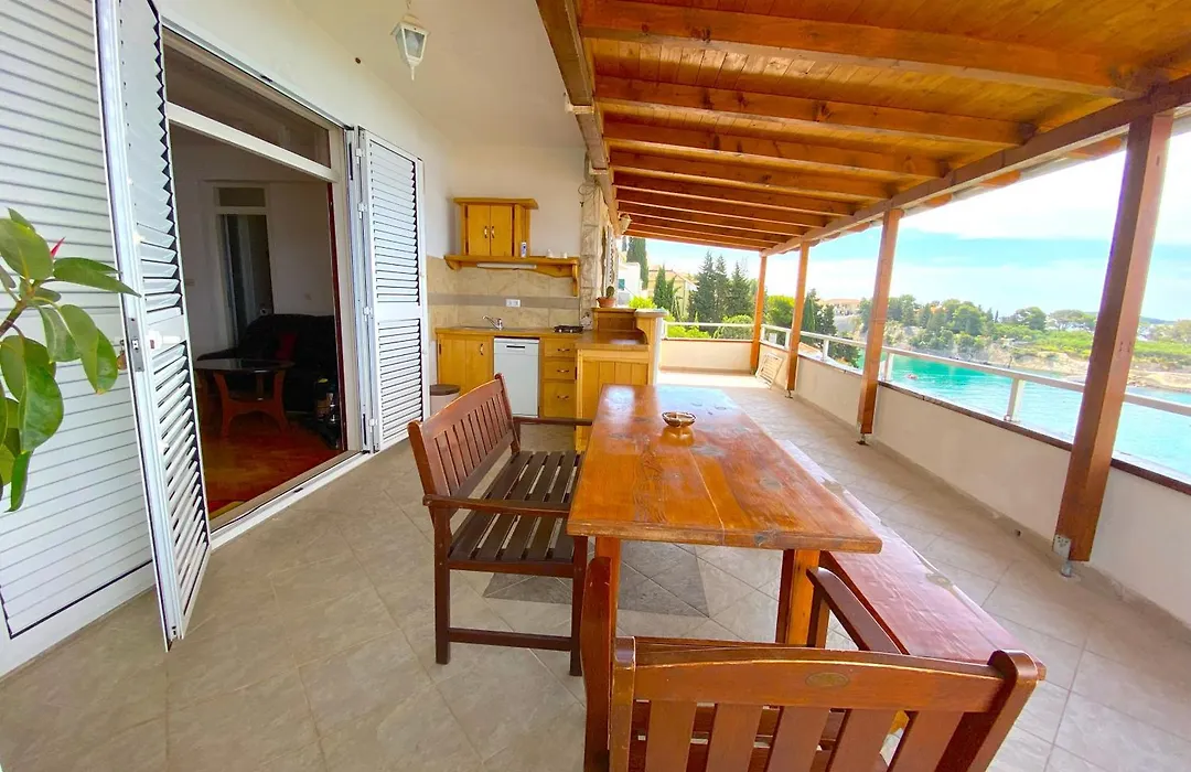 Apartments Villa Marcelina-1