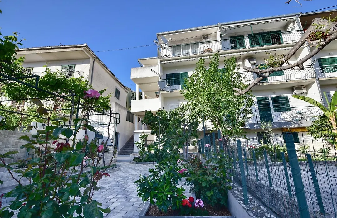 Apartments Vjeko-1